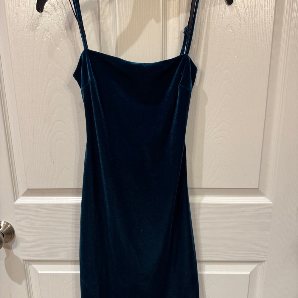 Elegant Velvety Dress in Blue
